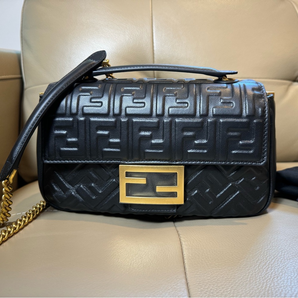 Authenticated & Curated Luxury ✨ - Picture 3 of 7